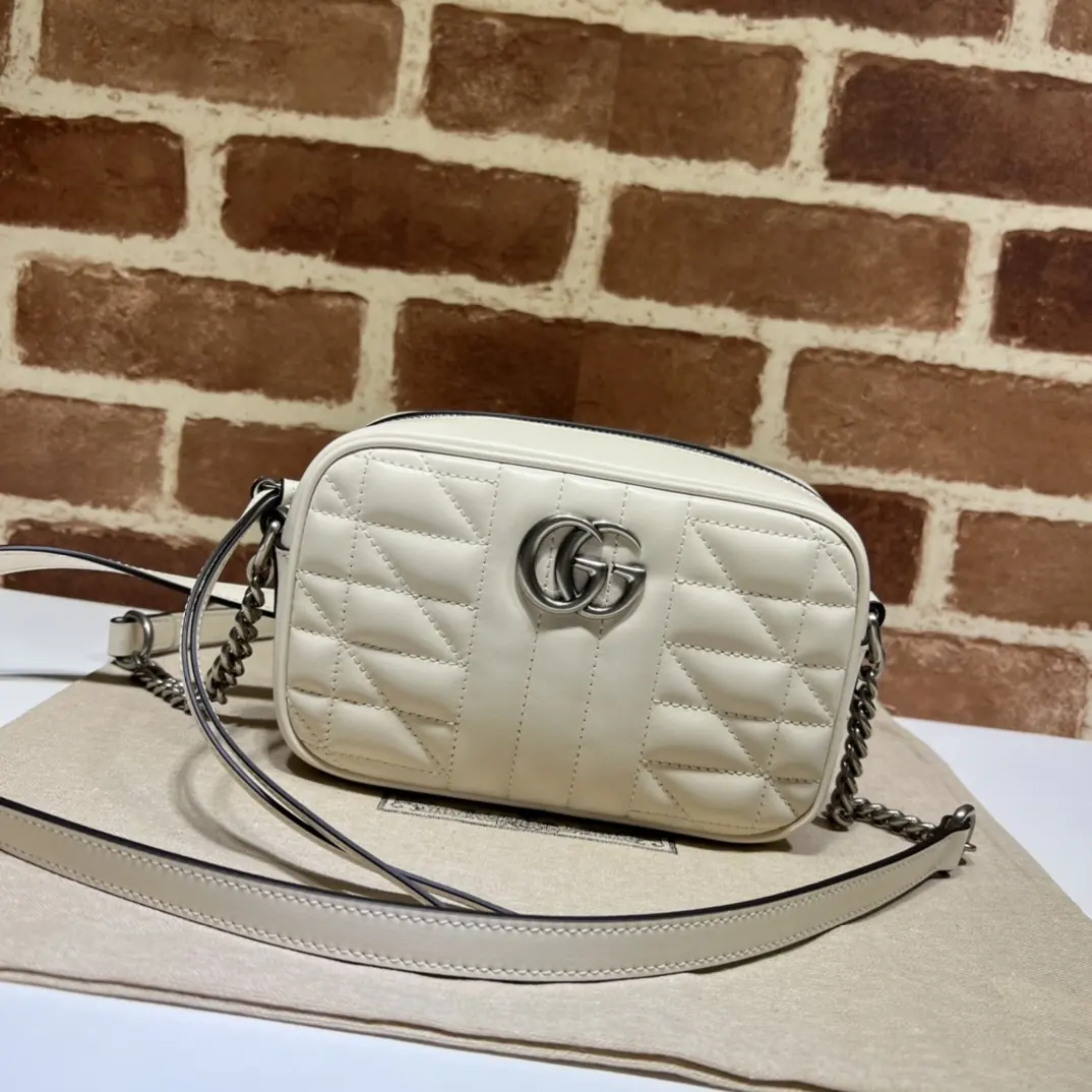 Gucci Style White Leather Chain Bag Lookbook Reference image 1