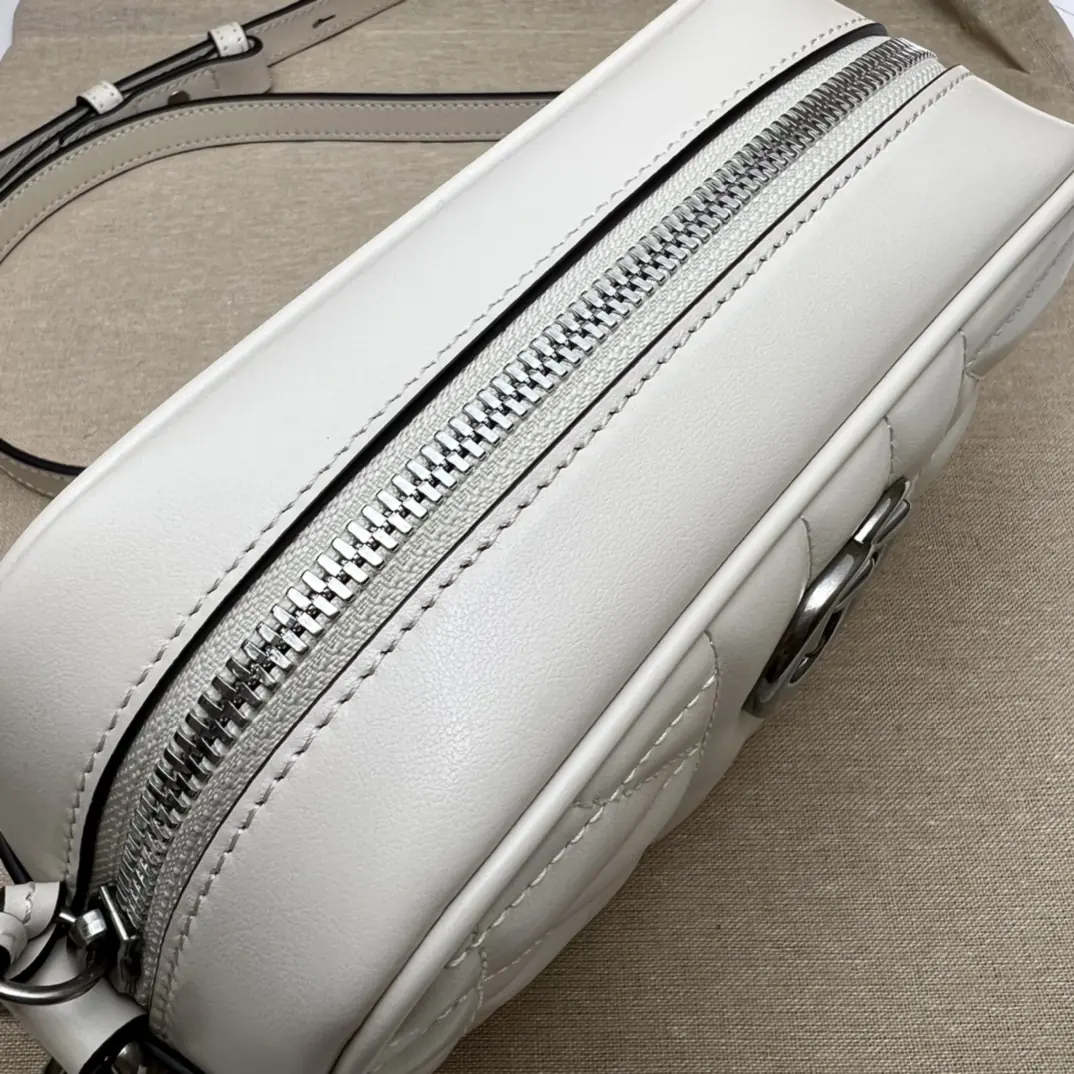 Gucci Style White Leather Chain Bag Lookbook Reference image 6