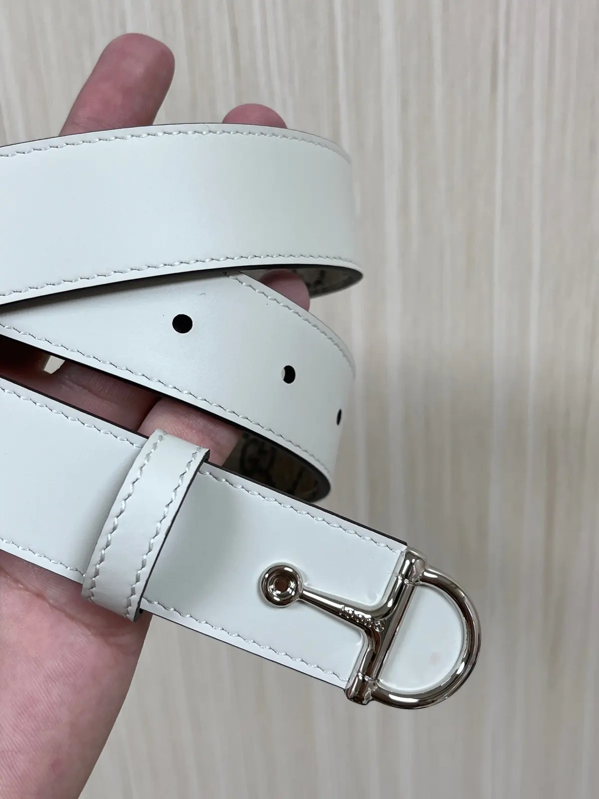 Gucci Style White Leather Women's Belts Lookbook Reference image 2