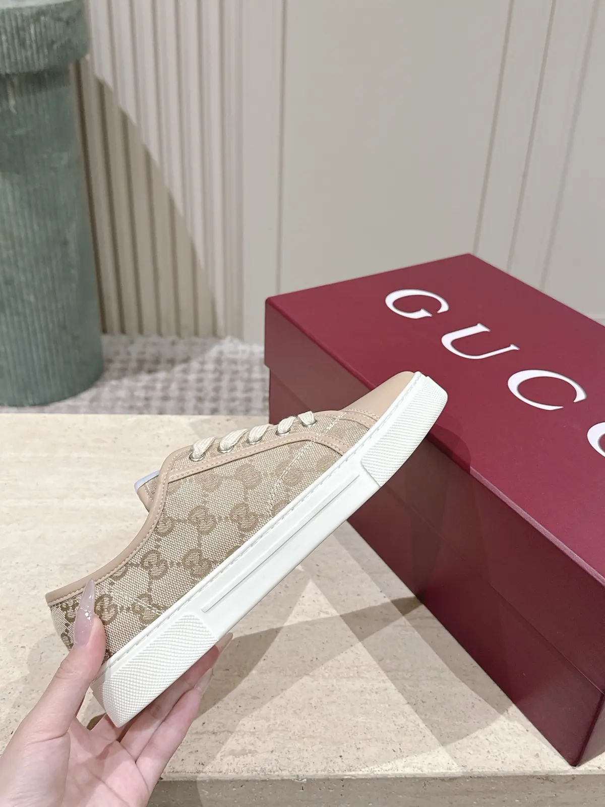 Gucci Style White Leather Women's Shoes Lookbook Reference image 5
