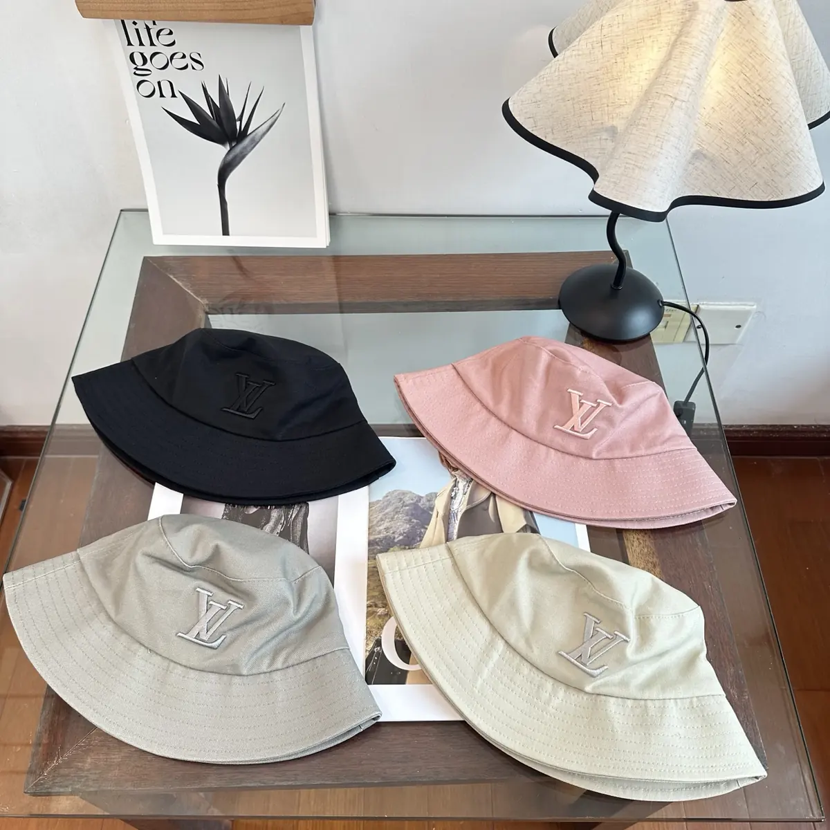 Hats（帽子） Style Hat Lookbook Reference image 1