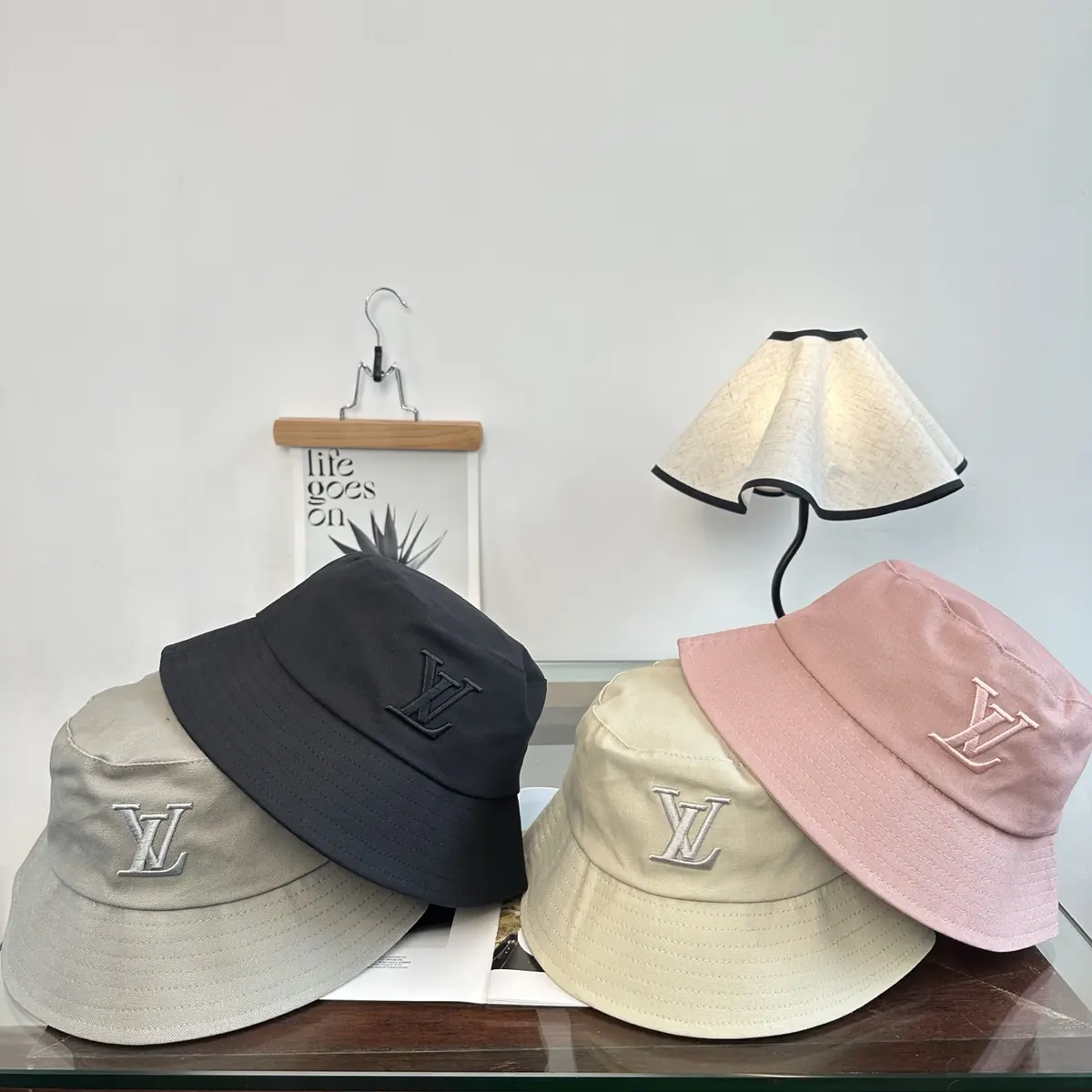 Hats（帽子） Style Hat Lookbook Reference image 1