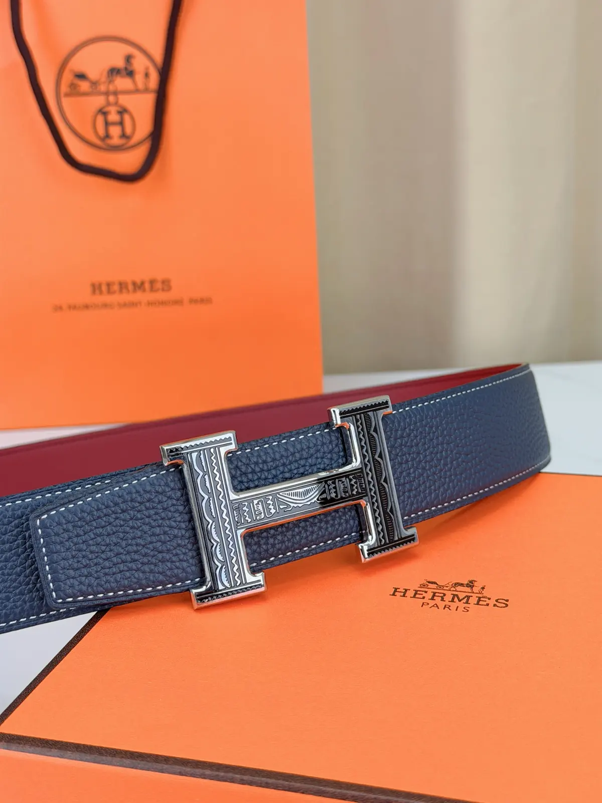 Hermes Style Black Leather Men's Belts Lookbook Reference image 2