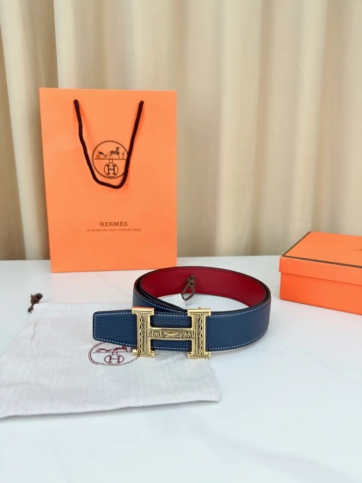Hermes Style Black Leather Men's Belts Lookbook Reference image 5