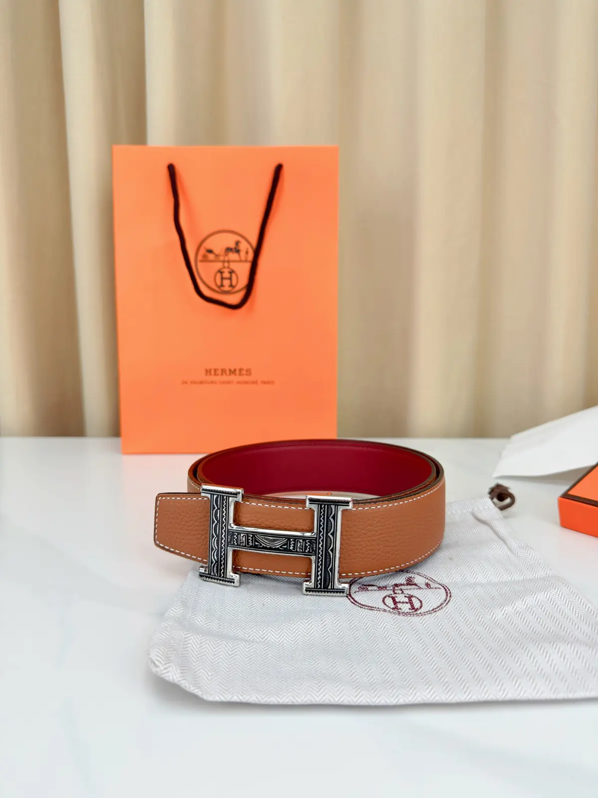 Hermes Style Black Leather Men's Belts Lookbook Reference image 4