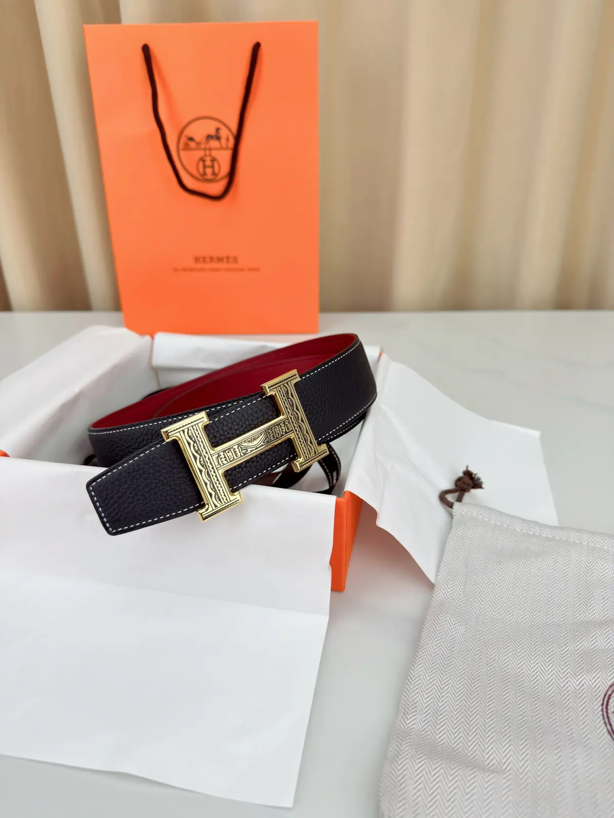Hermes Style Black Leather Men's Belts Lookbook Reference image 5