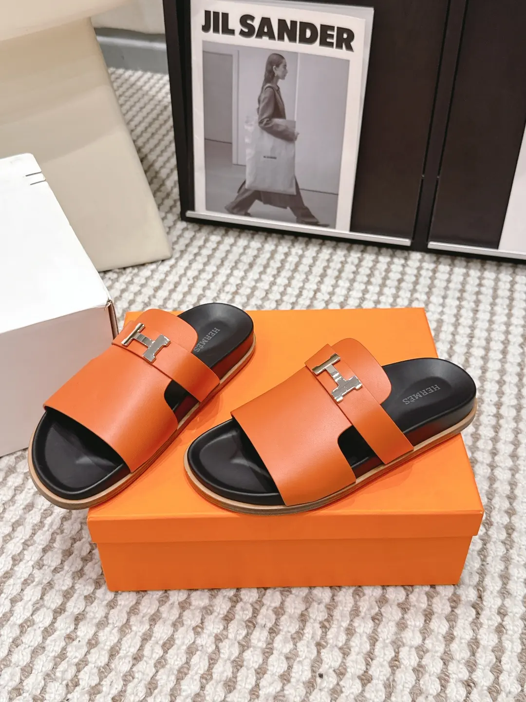 Hermes Style Gold Leather Women's Shoes Lookbook Reference image 3