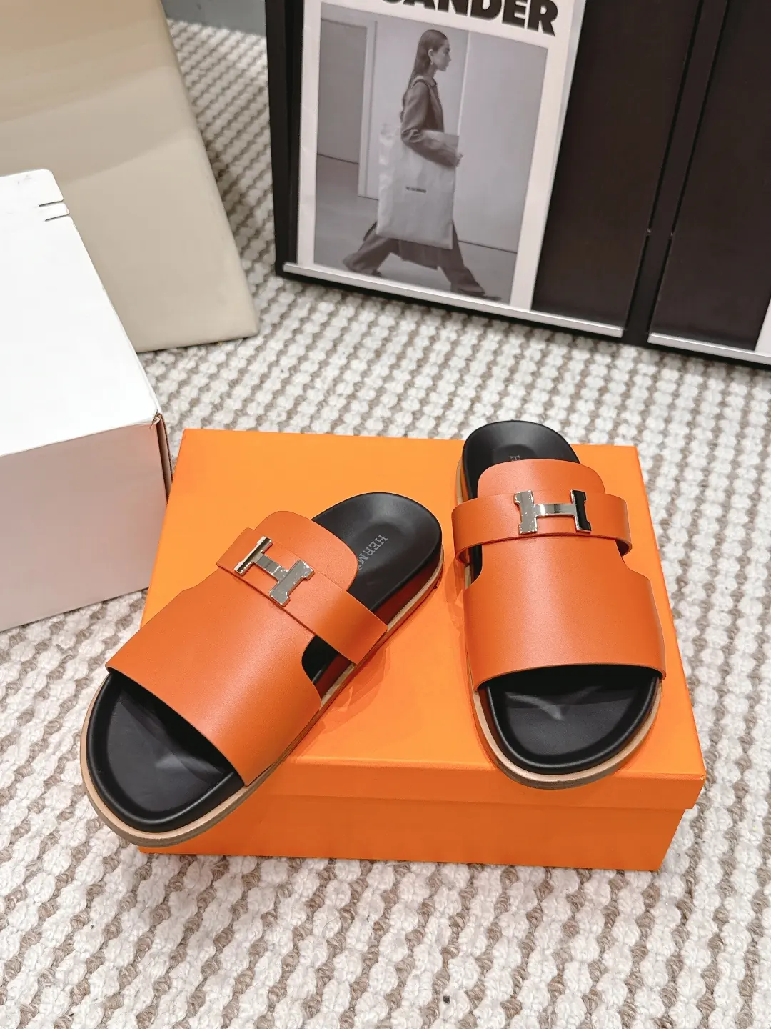 Hermes Style Gold Leather Women's Shoes Lookbook Reference image 4