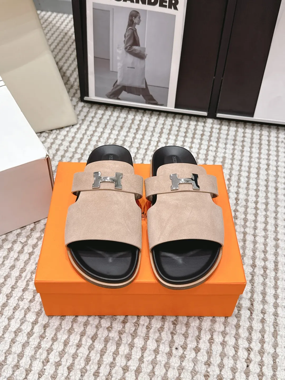 Hermes Style Gold Leather Women's Shoes Lookbook Reference image 1