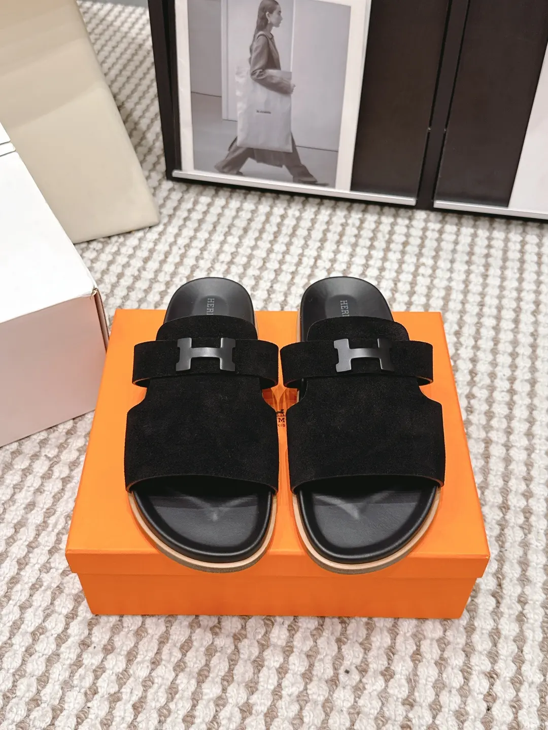 Hermes Style Gold Leather Women's Shoes Lookbook Reference image 1