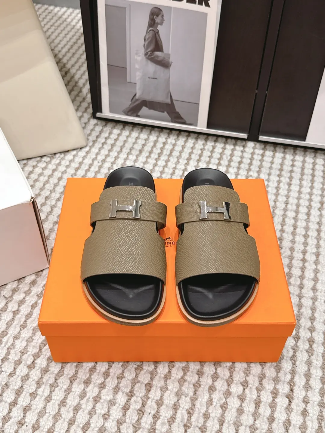 Hermes Style Gold Leather Women's Shoes Lookbook Reference image 1