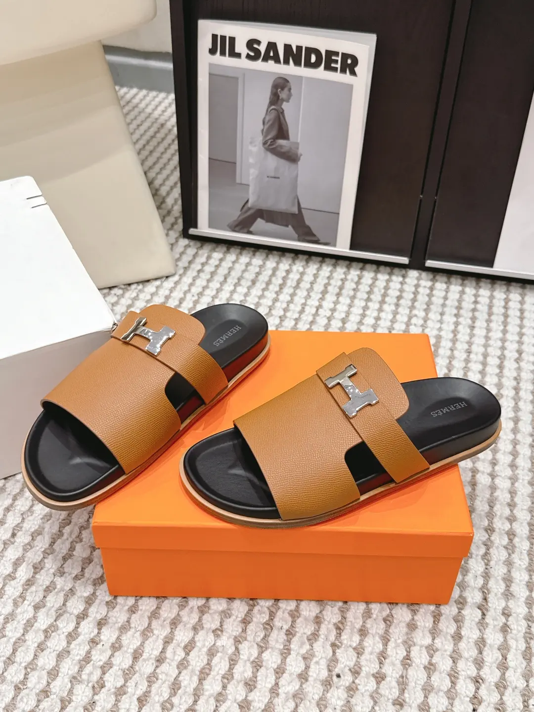 Hermes Style Gold Leather Women's Shoes Lookbook Reference image 3