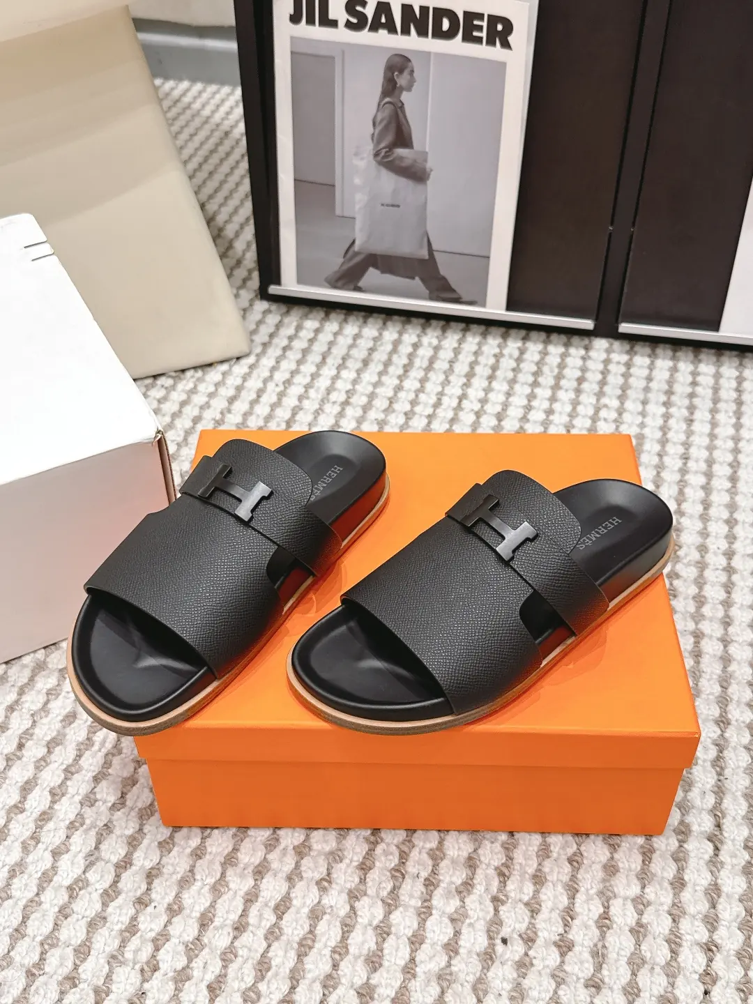Hermes Style Gold Leather Women's Shoes Lookbook Reference image 3