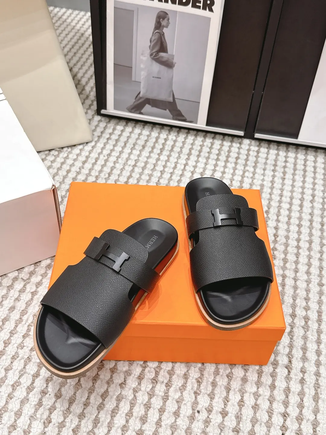 Hermes Style Gold Leather Women's Shoes Lookbook Reference image 4
