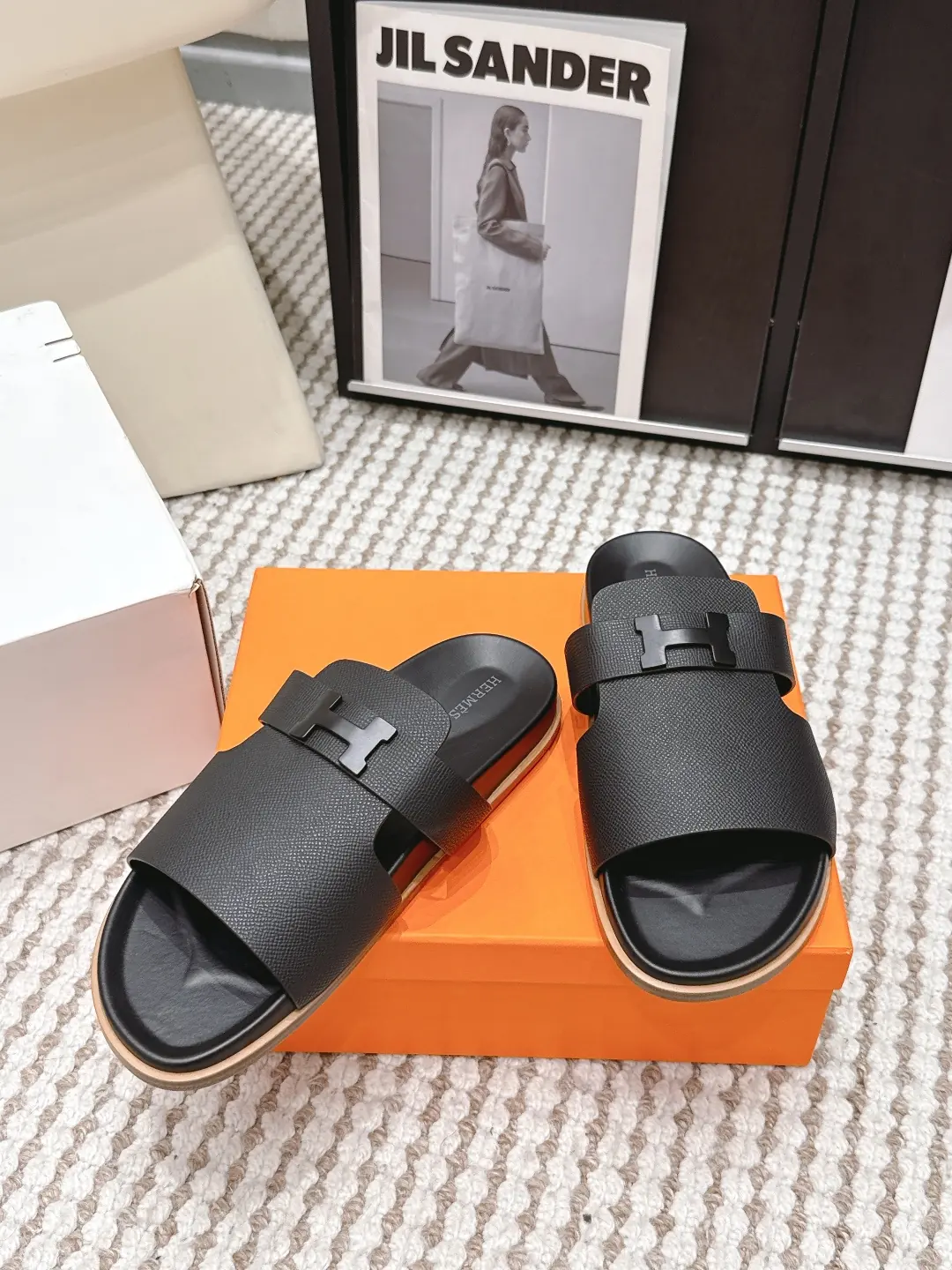 Hermes Style Gold Leather Women's Shoes Lookbook Reference image 4