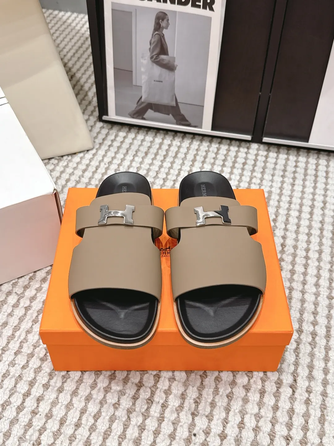 Hermes Style Gold Leather Women's Shoes Lookbook Reference image 1