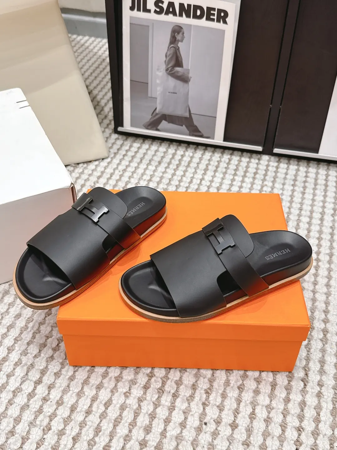 Hermes Style Gold Leather Women's Shoes Lookbook Reference image 3