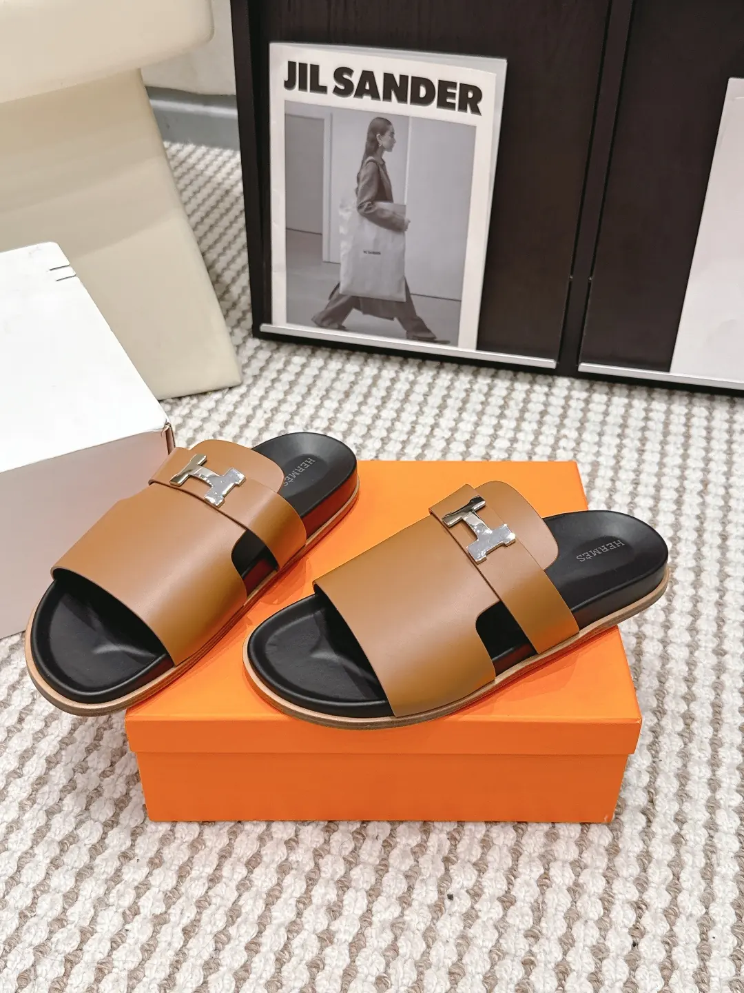 Hermes Style Gold Leather Women's Shoes Lookbook Reference image 3
