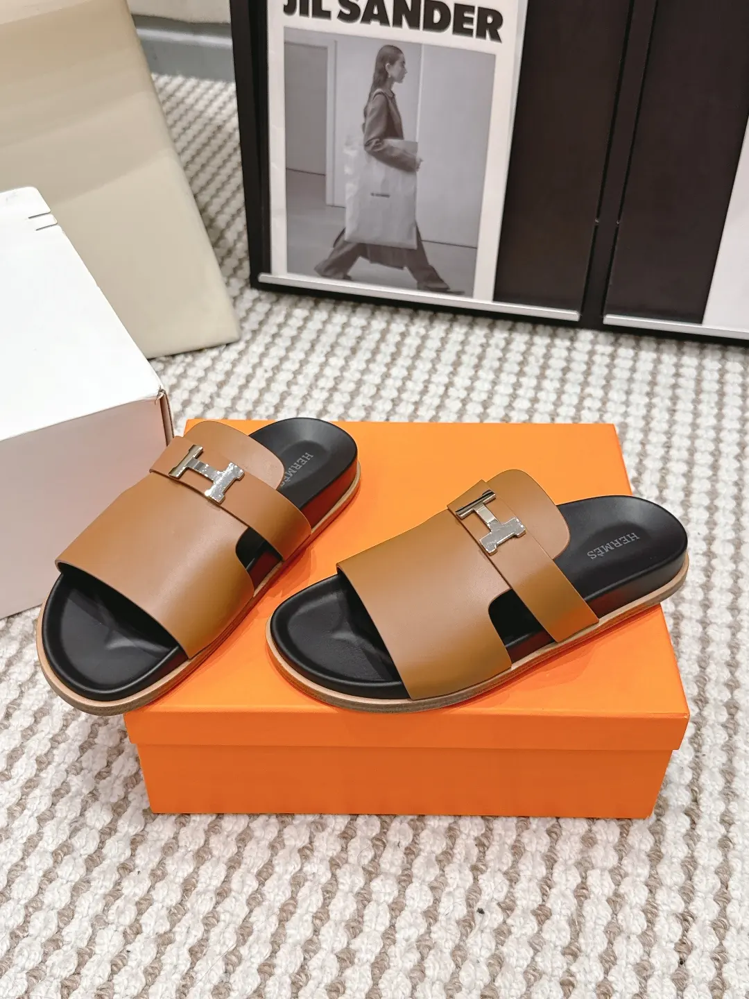 Hermes Style Gold Leather Women's Shoes Lookbook Reference image 3