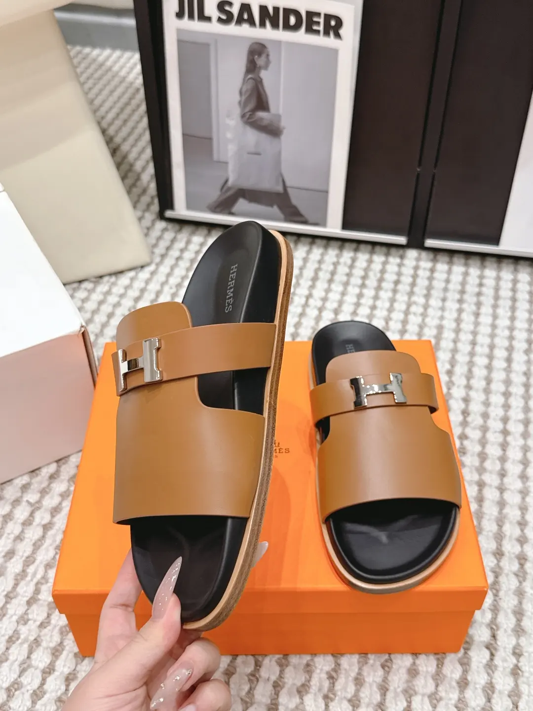 Hermes Style Gold Leather Women's Shoes Lookbook Reference image 5