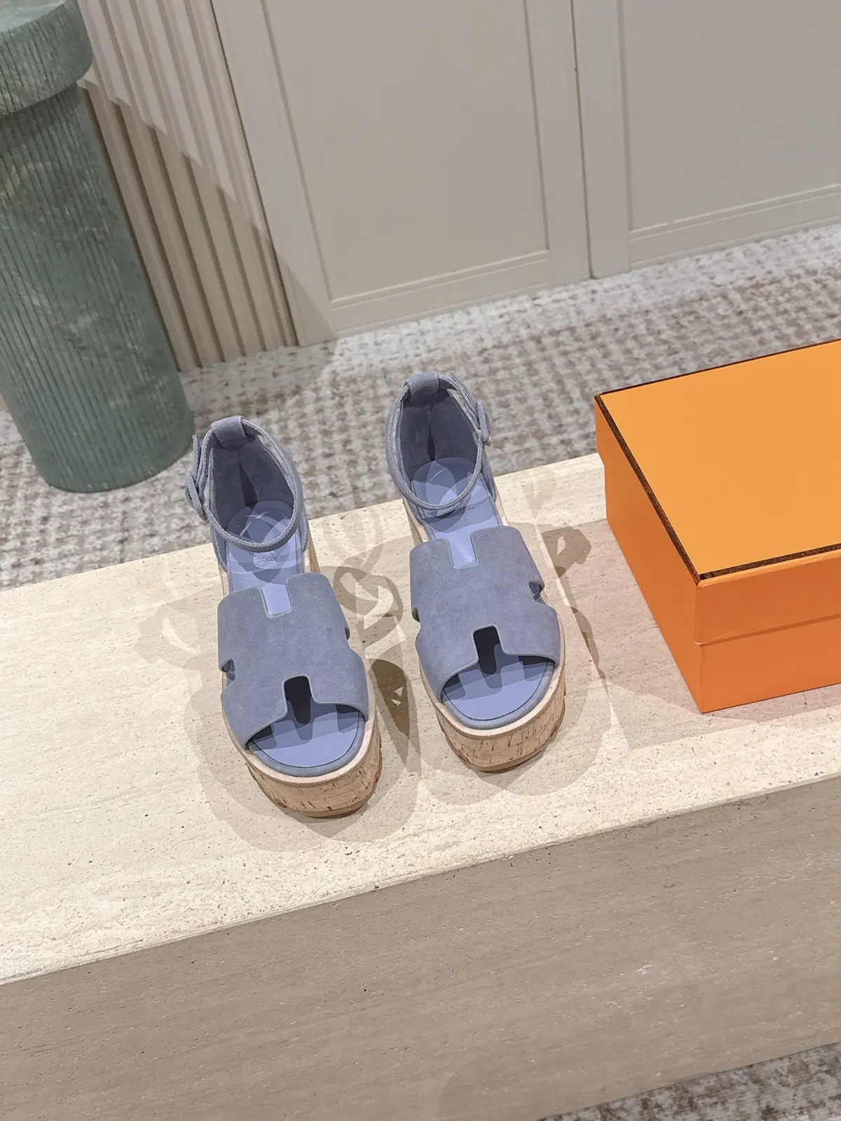 Hermes Style Gold Leather Women's Shoes Lookbook Reference image 2