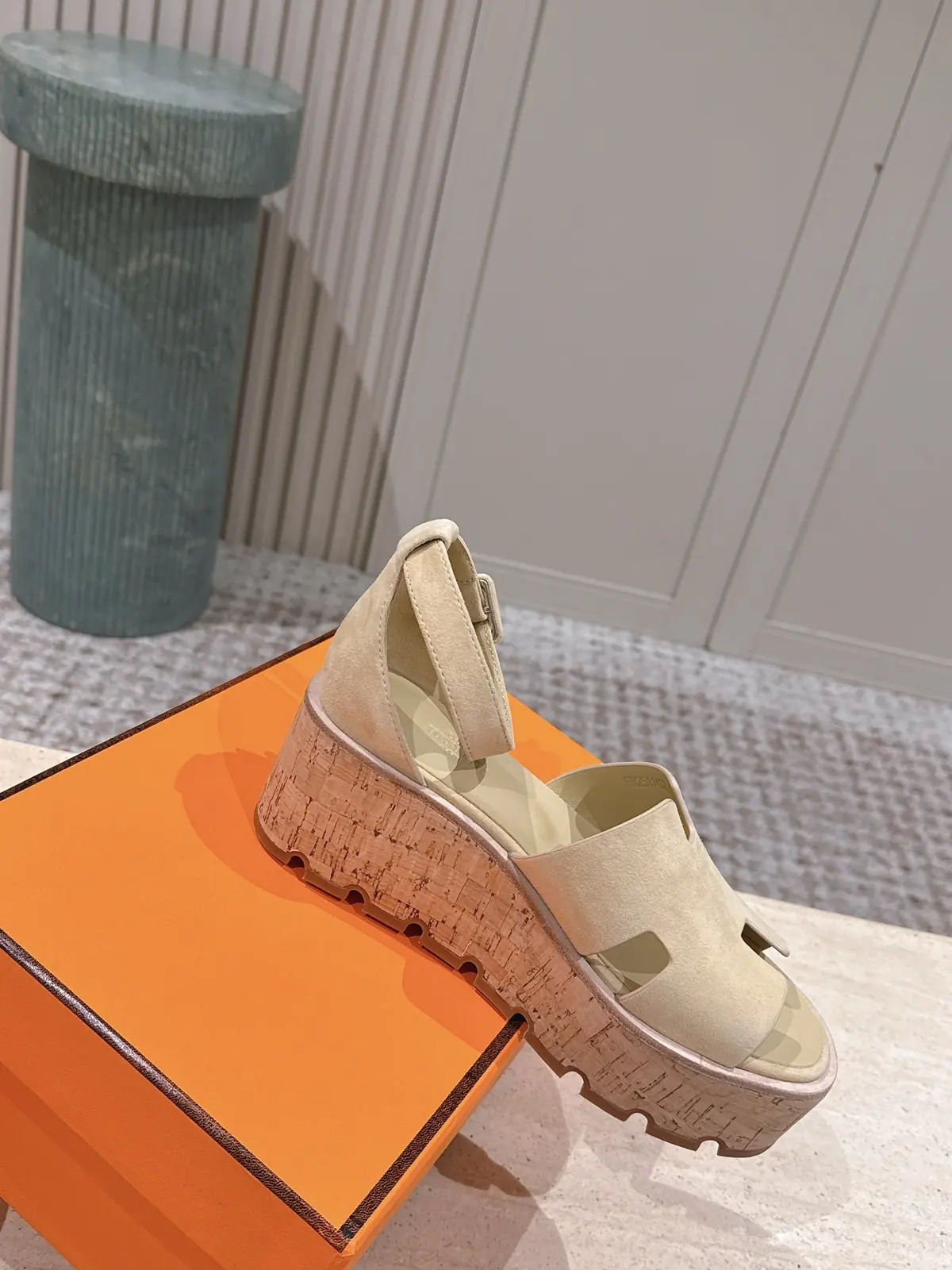 Hermes Style Gold Leather Women's Shoes Lookbook Reference image 4