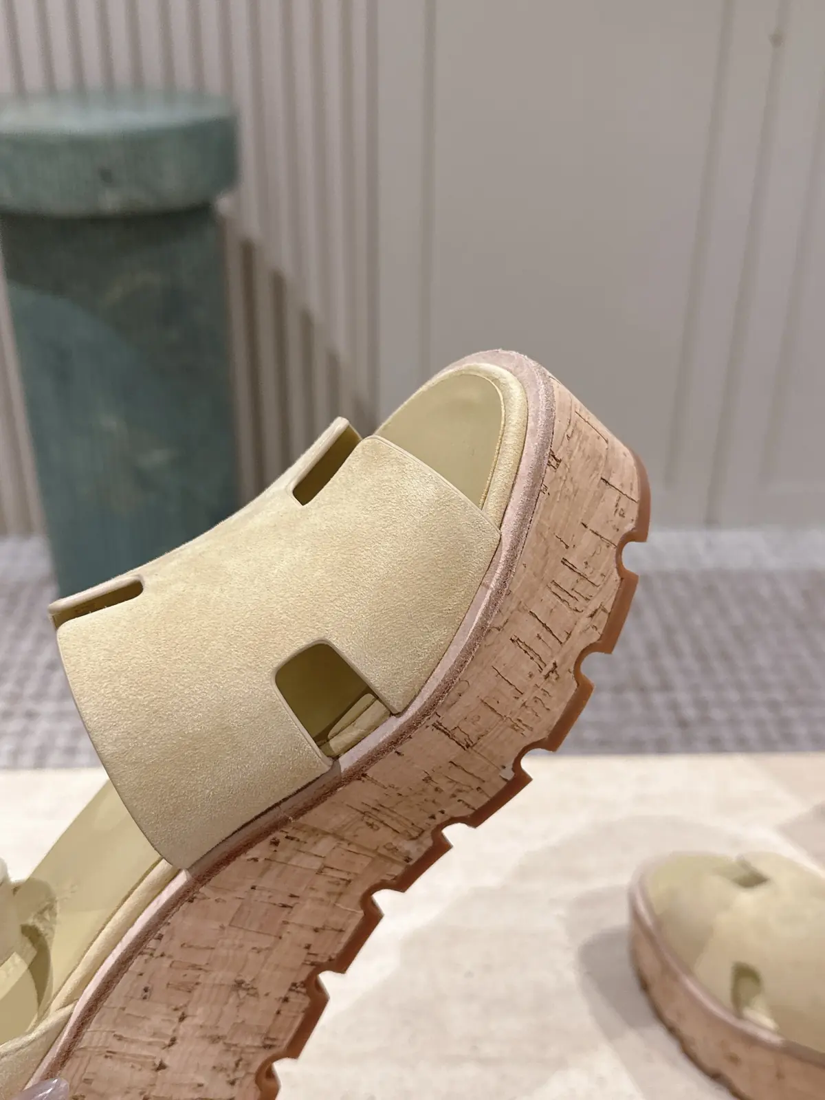 Hermes Style Gold Leather Women's Shoes Lookbook Reference image 6