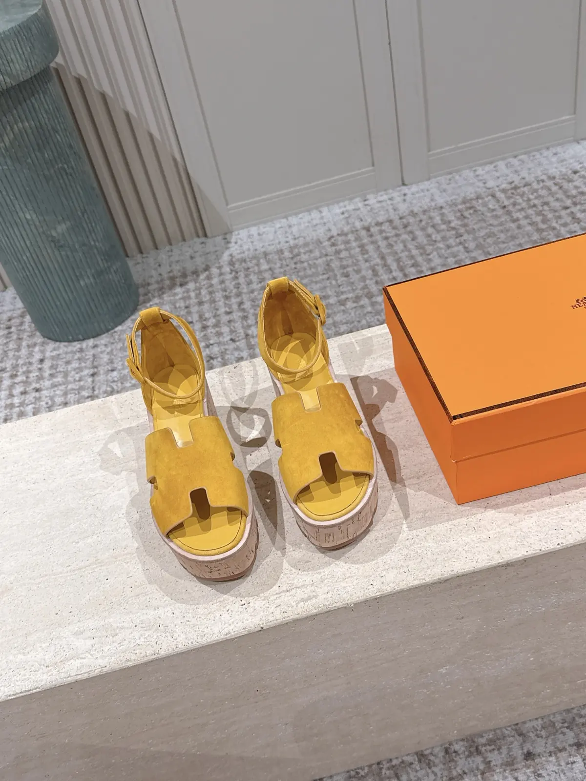 Hermes Style Gold Leather Women's Shoes Lookbook Reference image 2