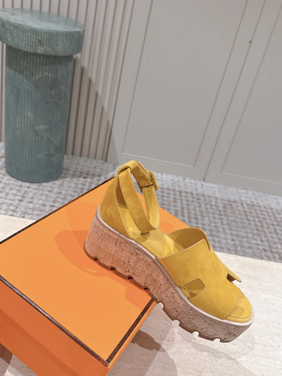 Hermes Style Gold Leather Women's Shoes Lookbook Reference image 4