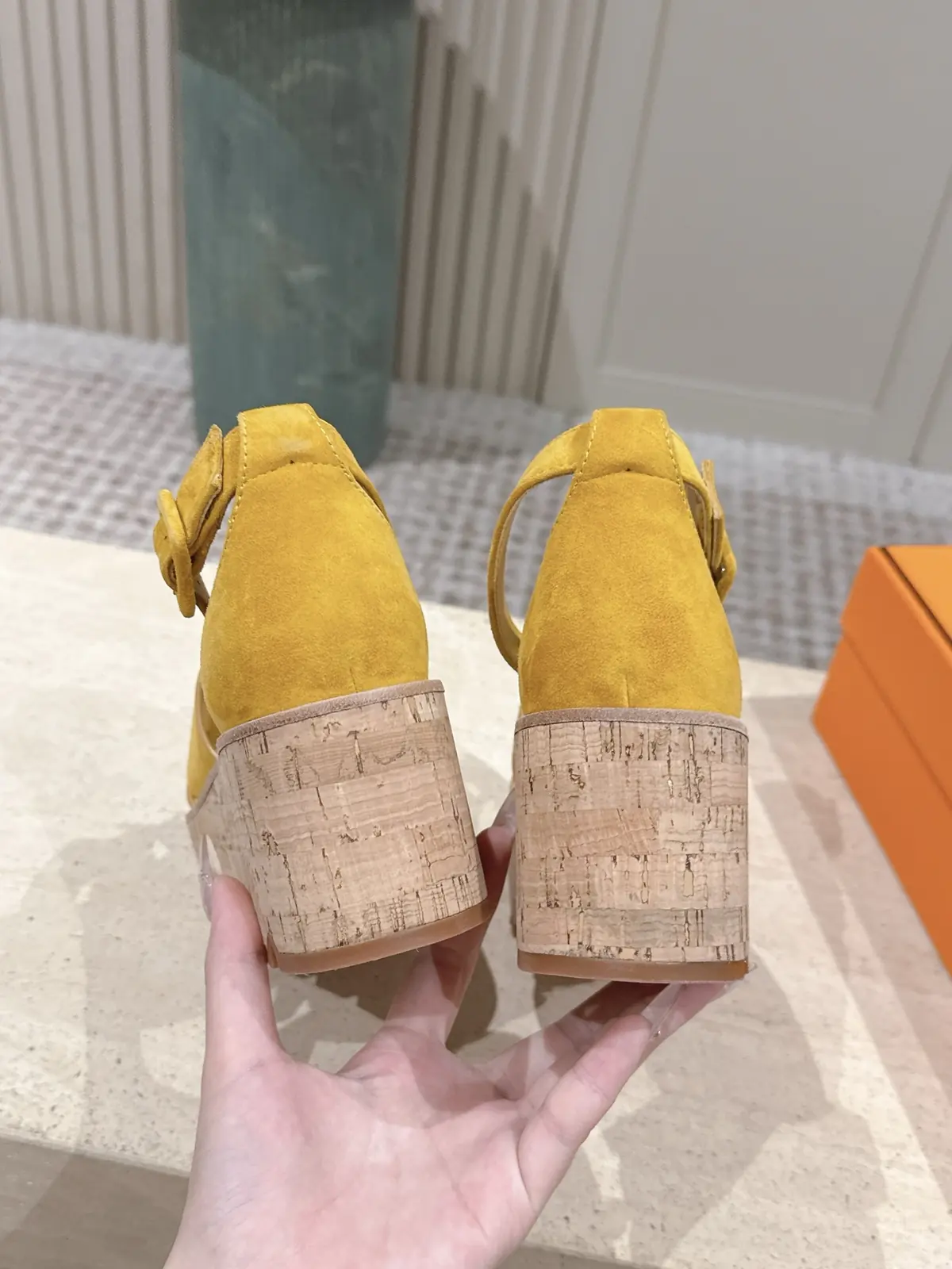 Hermes Style Gold Leather Women's Shoes Lookbook Reference image 6