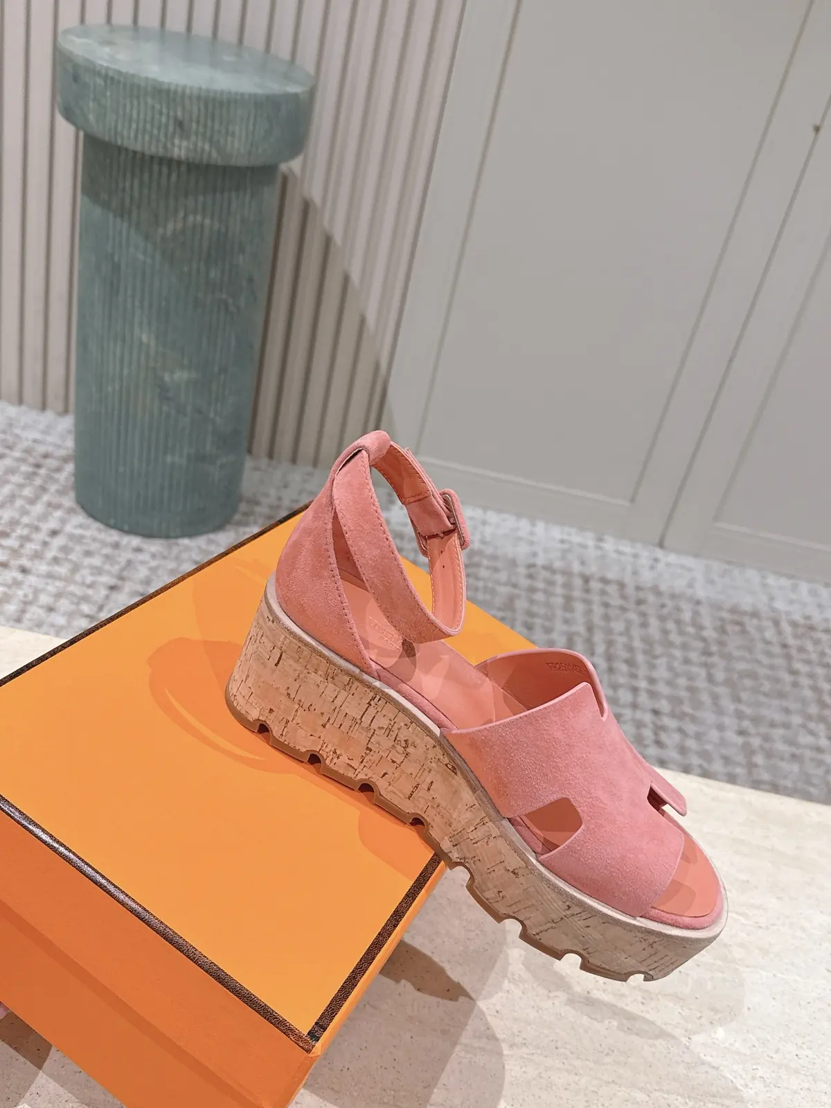 Hermes Style Gold Leather Women's Shoes Lookbook Reference image 4