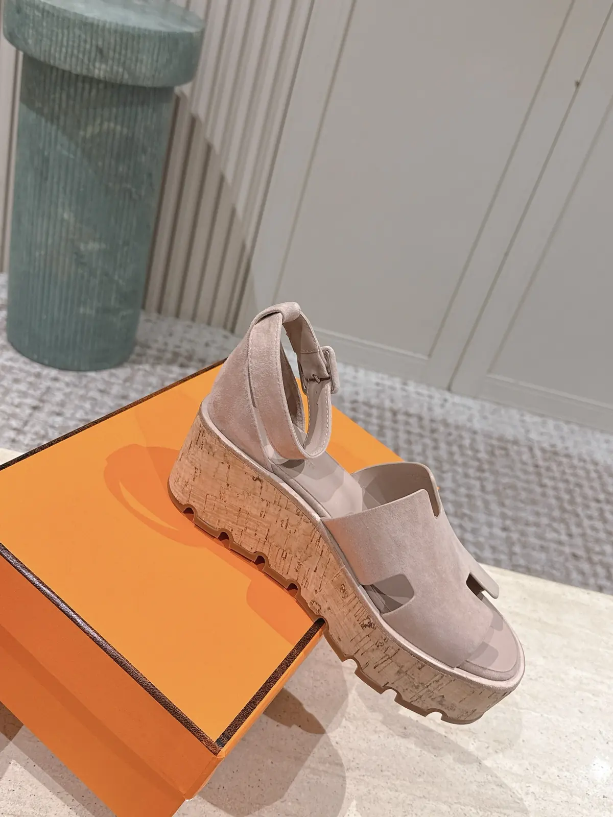 Hermes Style Gold Leather Women's Shoes Lookbook Reference image 4