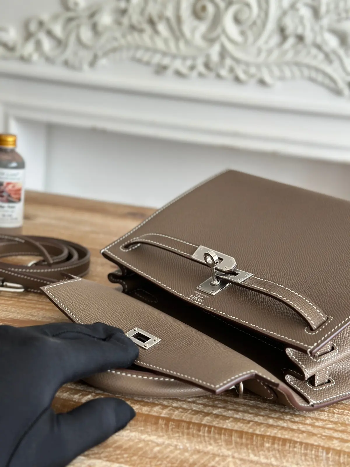 Hermes Style Grey Leather Bag Lookbook Reference image 6
