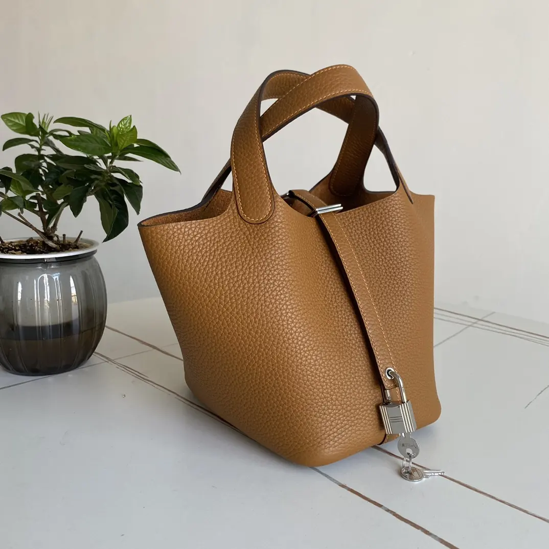 Hermes Style Leather Bag Lookbook Reference image 2