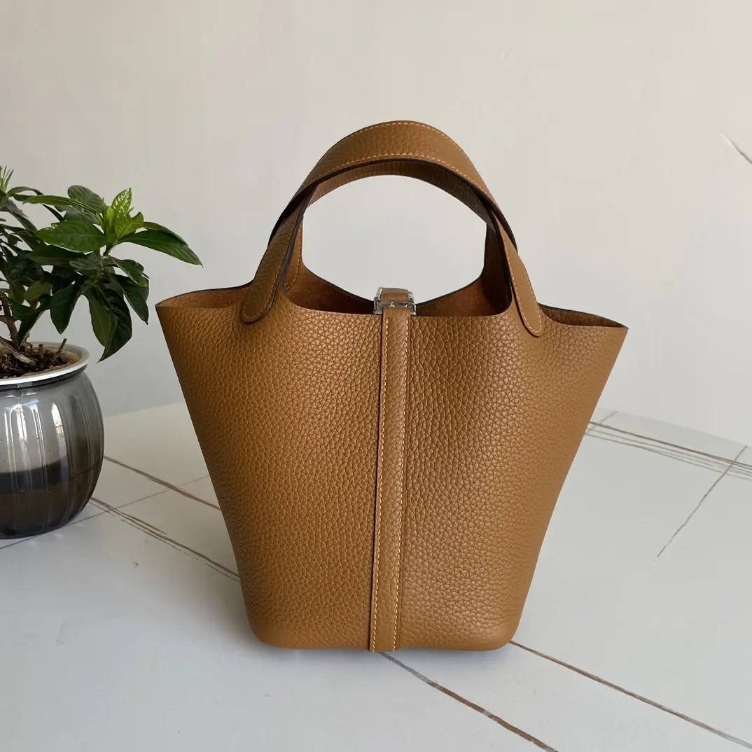 Hermes Style Leather Bag Lookbook Reference image 3