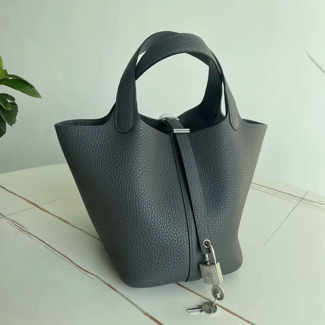Hermes Style Leather Bag Lookbook Reference image 2