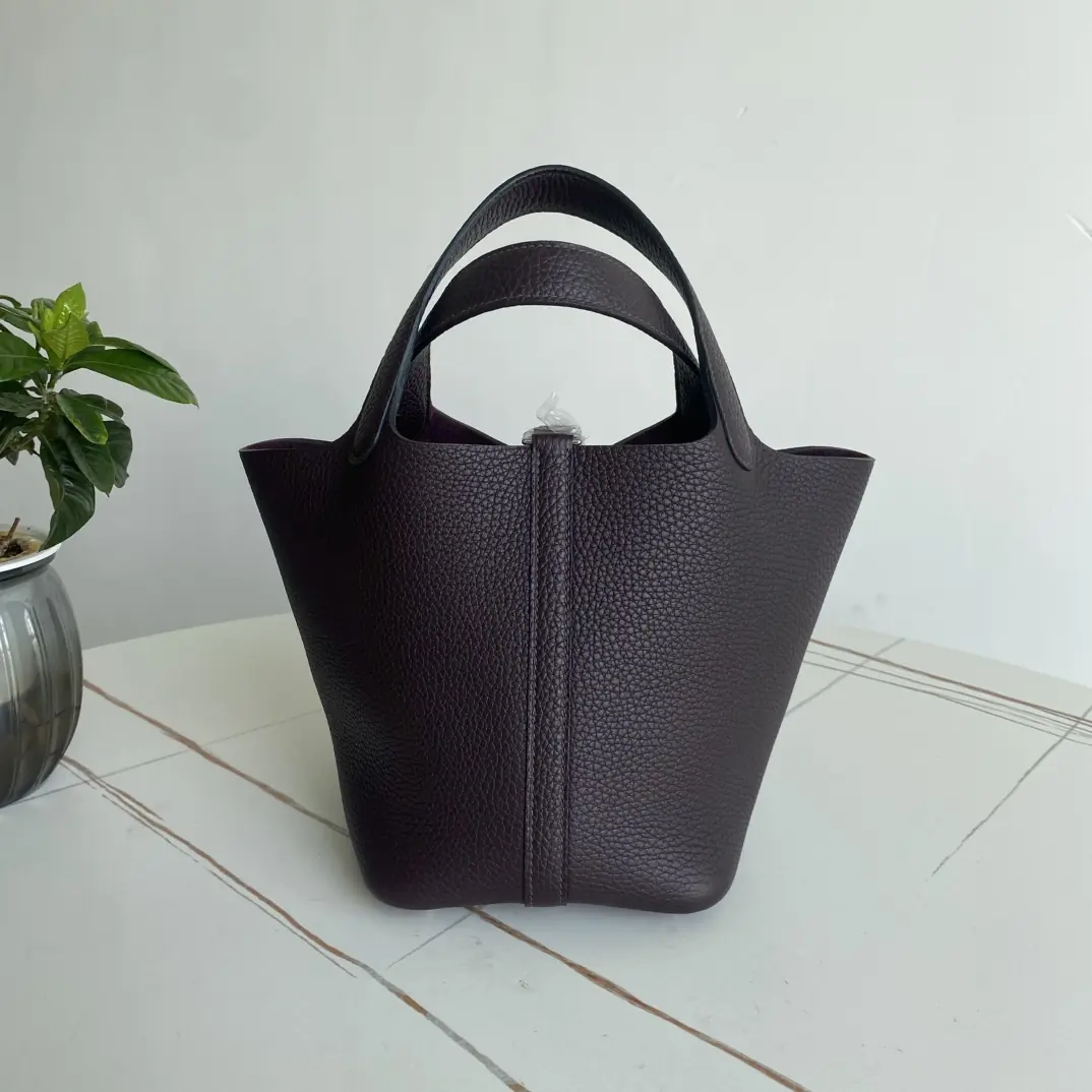Hermes Style Leather Bag Lookbook Reference image 3
