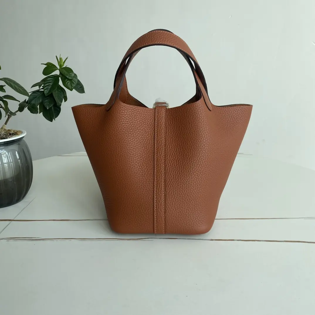Hermes Style Leather Bag Lookbook Reference image 3