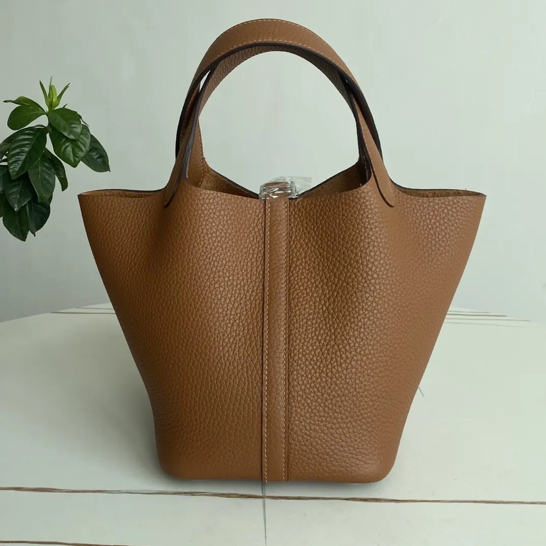 Hermes Style Leather Bag Lookbook Reference image 3