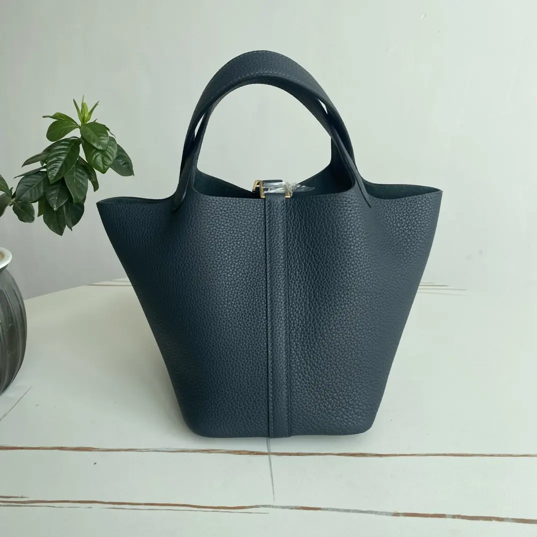 Hermes Style Leather Bag Lookbook Reference image 3