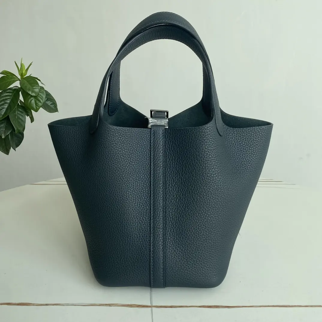 Hermes Style Leather Bag Lookbook Reference image 3