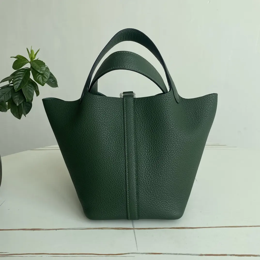 Hermes Style Leather Bag Lookbook Reference image 3