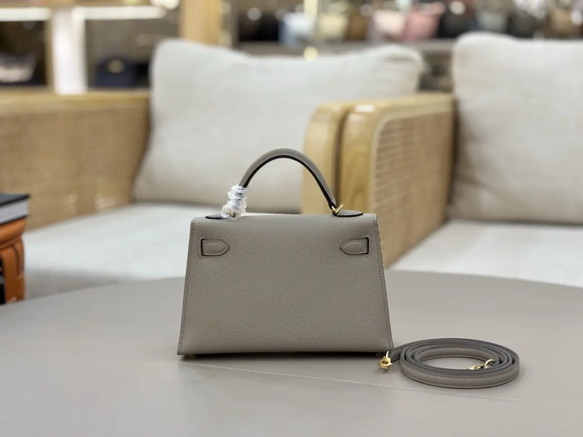 Hermes Style Leather Bag Lookbook Reference image 3