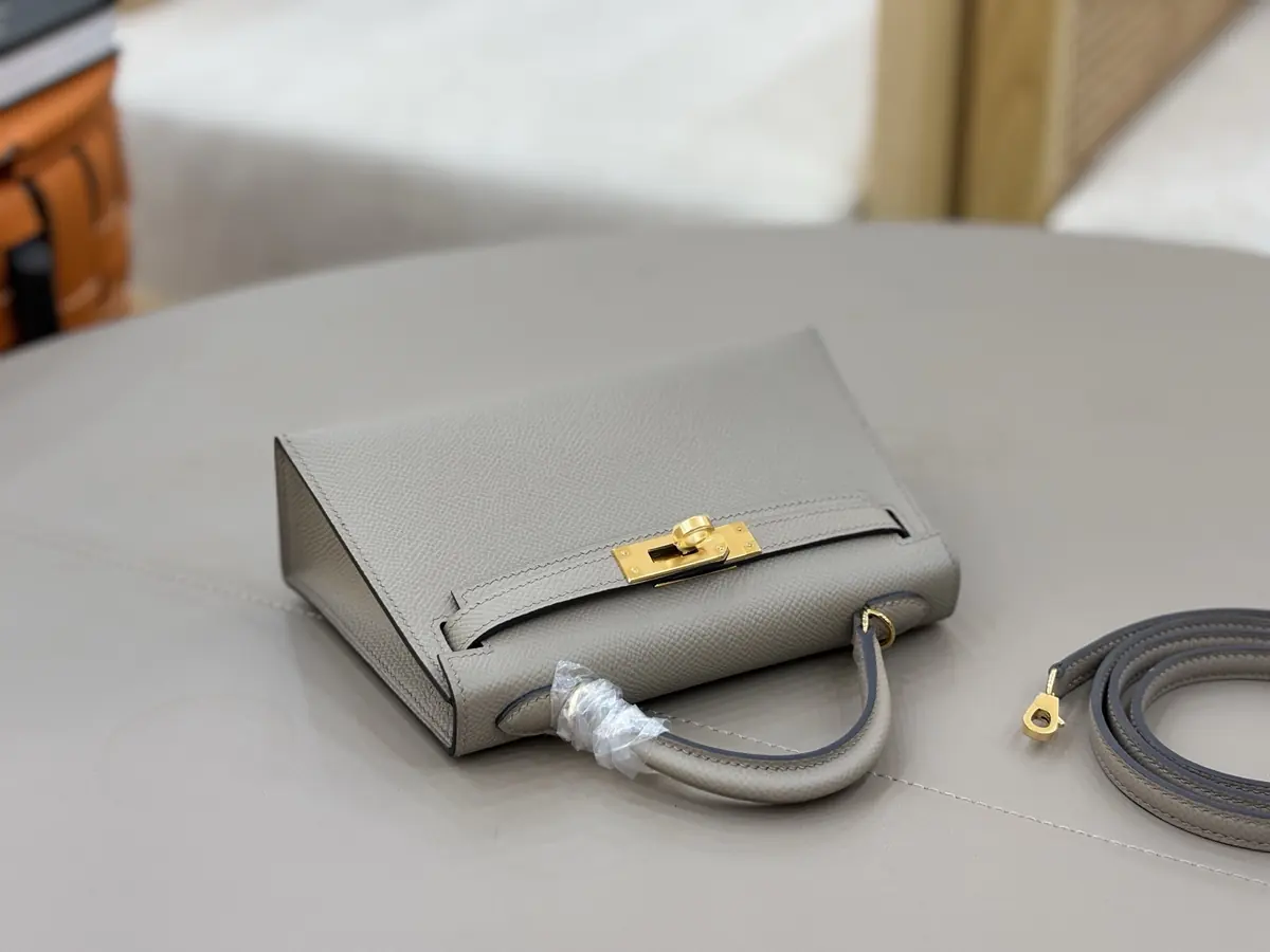Hermes Style Leather Bag Lookbook Reference image 4