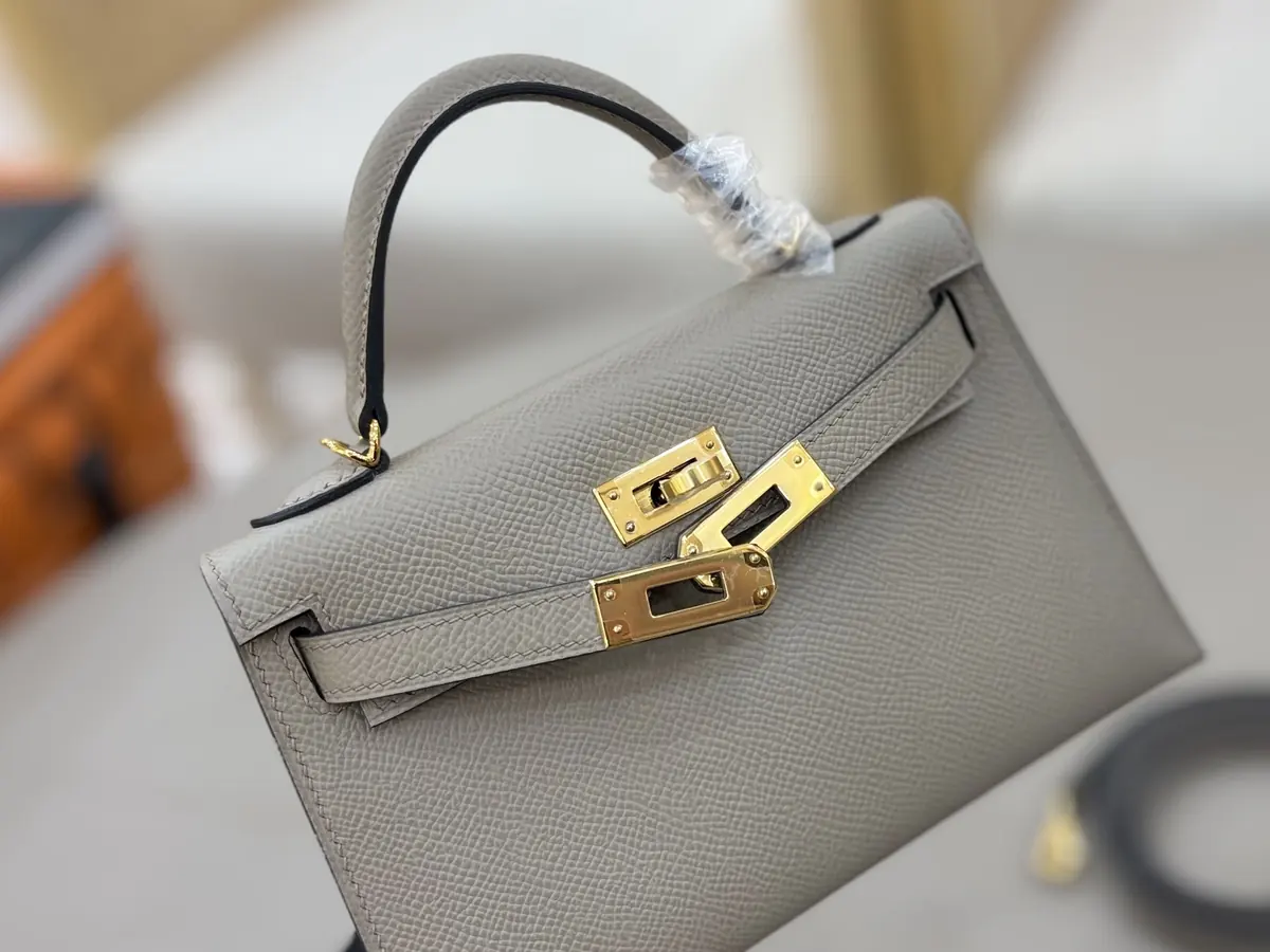 Hermes Style Leather Bag Lookbook Reference image 6
