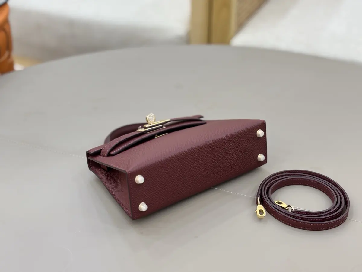 Hermes Style Leather Bag Lookbook Reference image 5