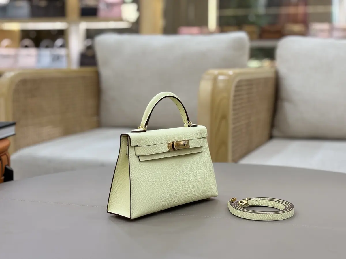 Hermes Style Leather Bag Lookbook Reference image 3