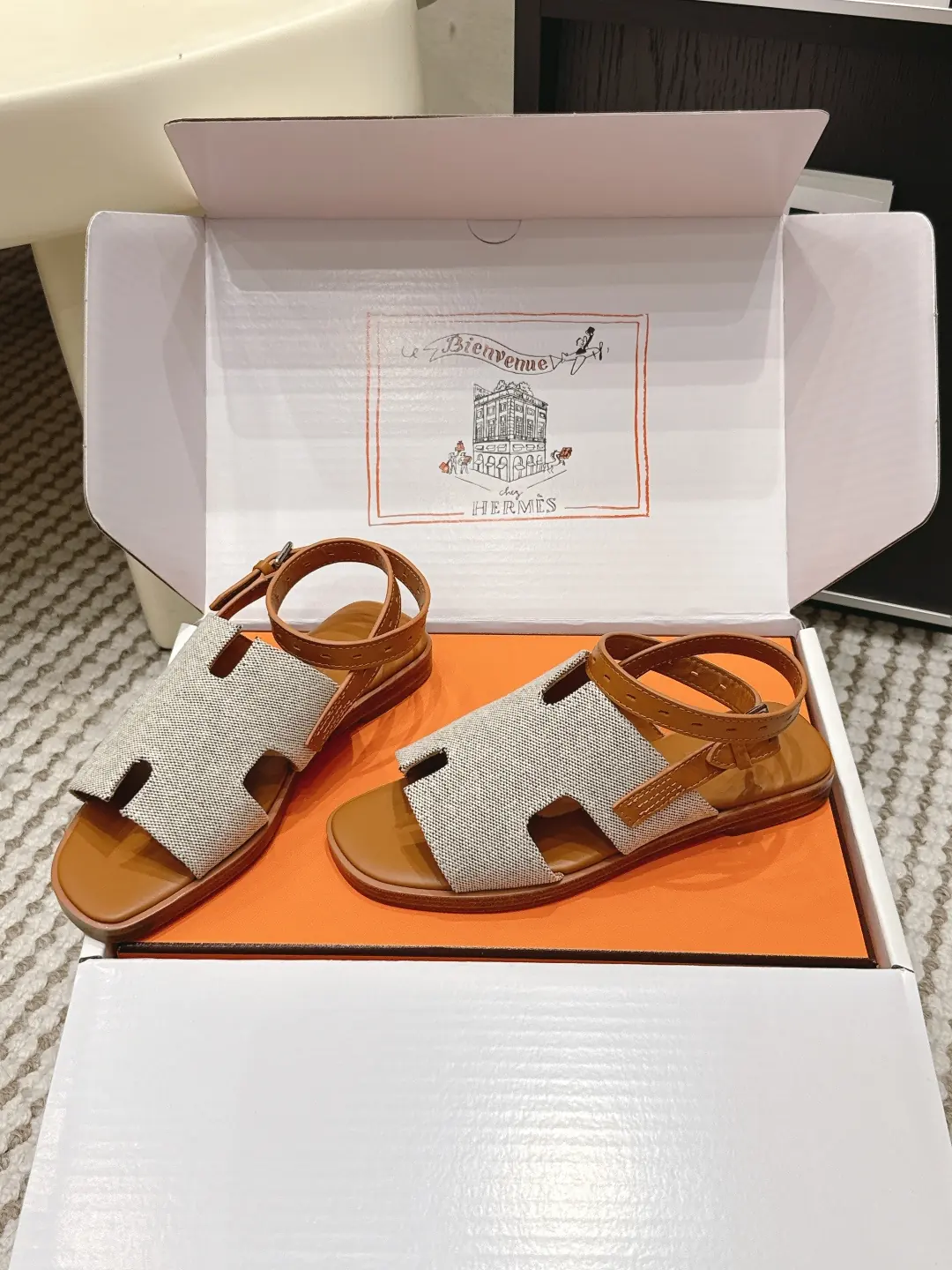 Hermes Style Leather Women's Shoes Lookbook Reference image 3