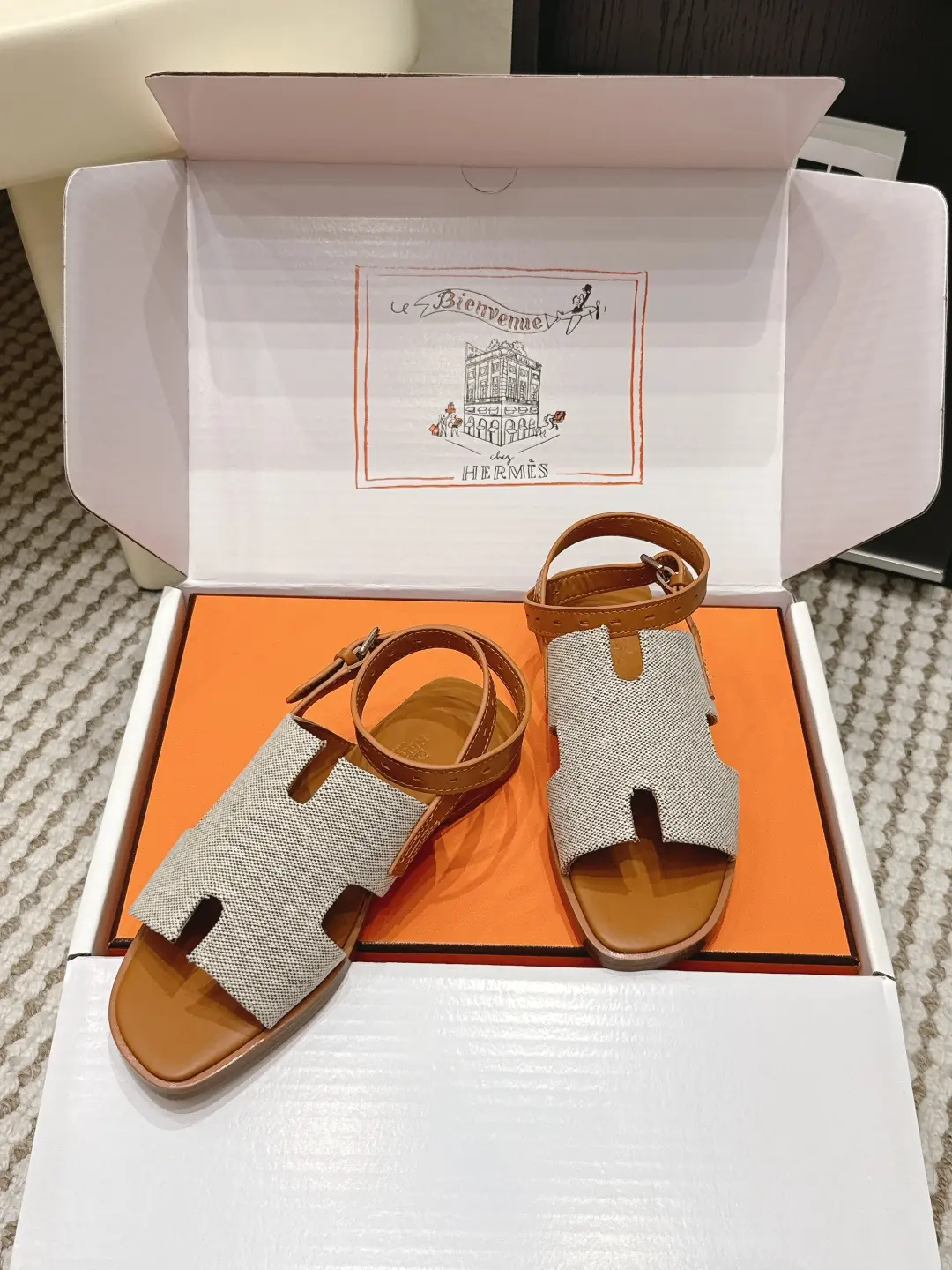 Hermes Style Leather Women's Shoes Lookbook Reference image 4