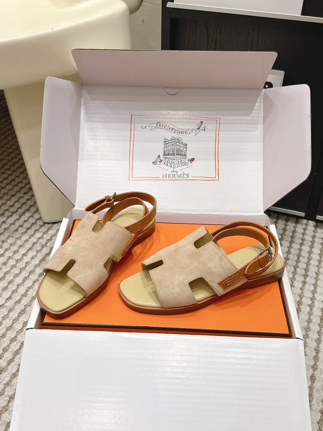 Hermes Style Leather Women's Shoes Lookbook Reference image 3